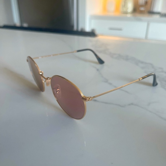 Ray-Bans - Round/Pink - Picture 2 of 7